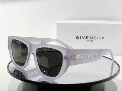 GIVENCHY Sunglasses 55